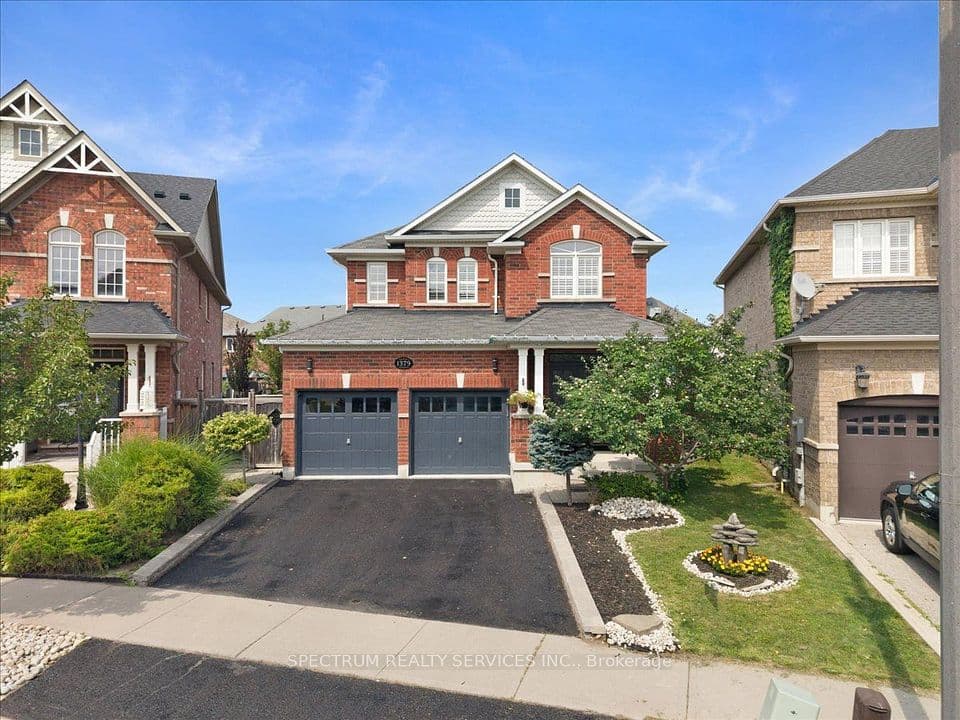 1379 Rolph Terrace, Milton, ON L9T 7E1 – main photo