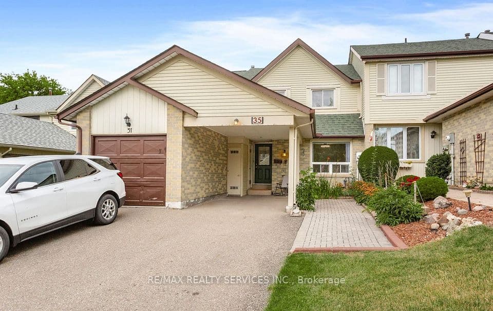 35 Sparklett Crescent, Brampton, ON L6Z 1M7 – photo 3