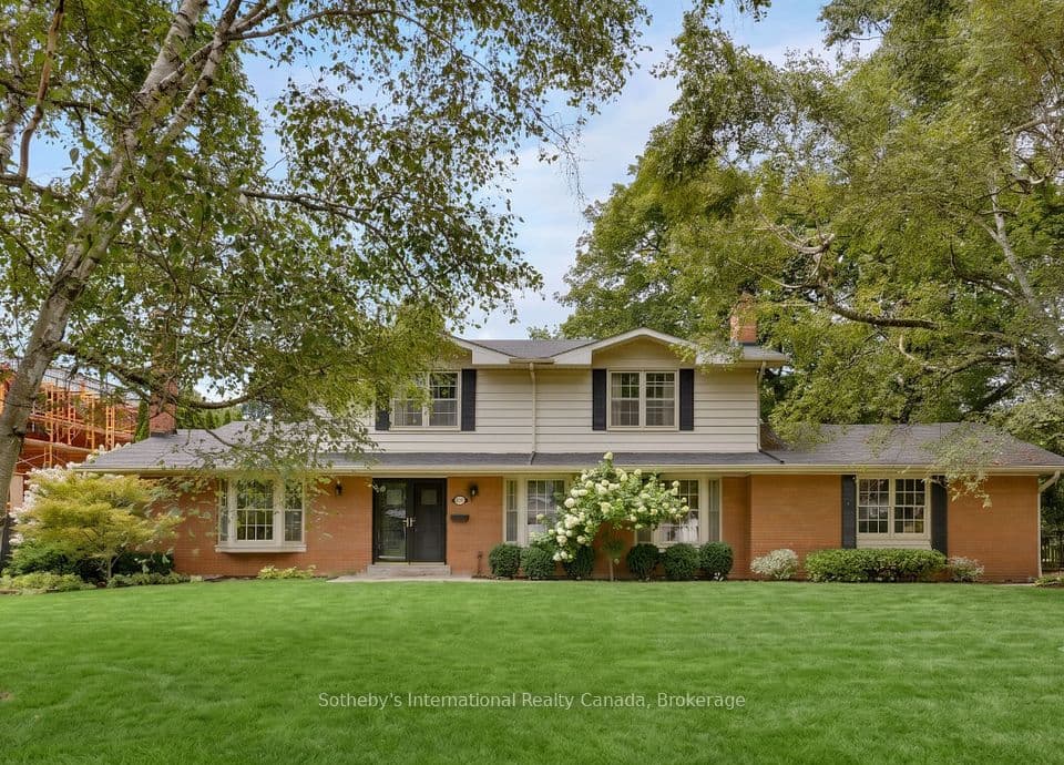 174 Claxton Drive, Oakville, ON L6J 4N9 – main photo