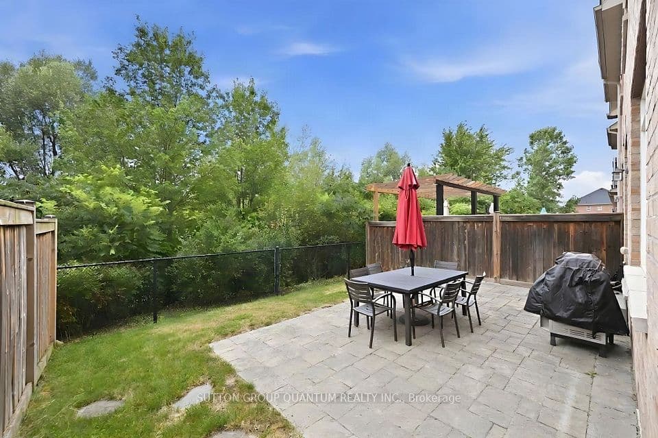 25 Mccardy Court, Caledon, ON L7C 3W9 – photo 2