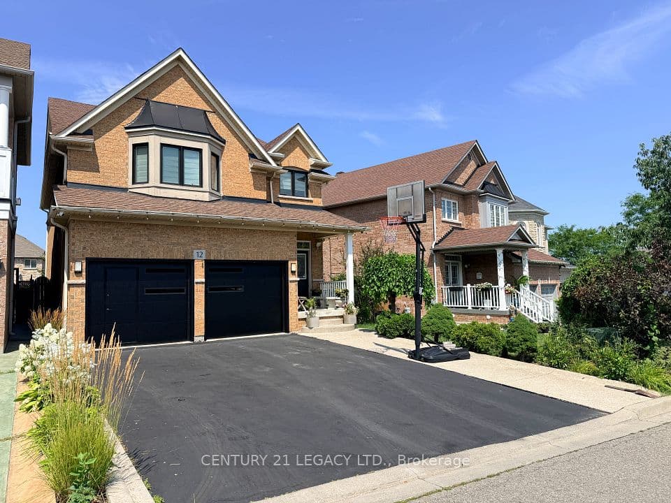12 Aria Lane, Brampton, ON L6S 6J5 – main photo