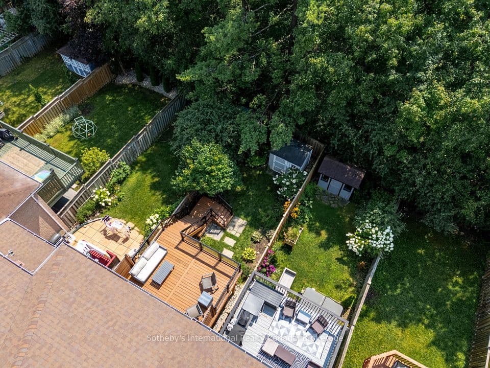 339 Ravineview Way, Oakville, ON L6H 6S6 – main photo