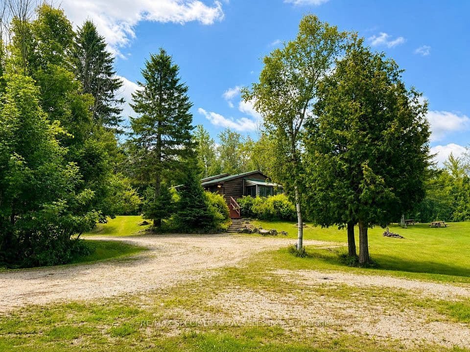 18606 Horseshoe Hill Road, Caledon, ON L7K 2B3 – photo 3