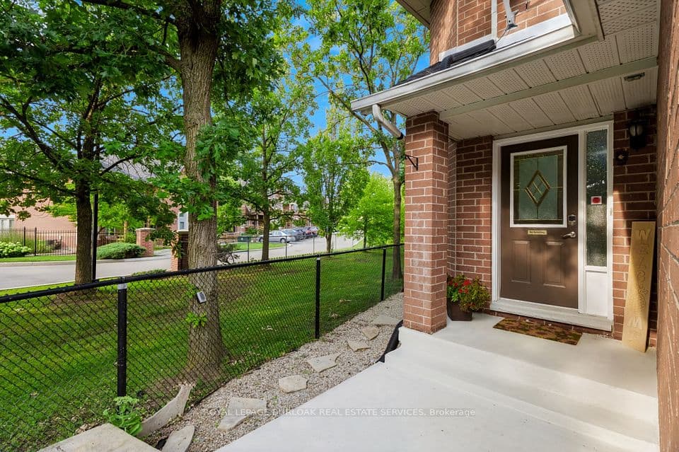 4130 Foxwood Drive, Burlington, ON L7M 4L3 – photo 3