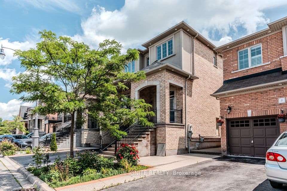 7 Picasso Drive, Brampton, ON L6P 3L5 – photo 2