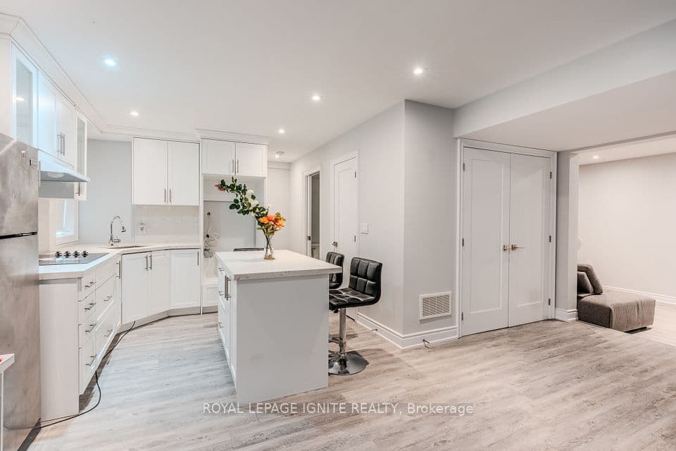 7 Picasso Drive, Brampton, ON L6P 3L5 – photo 3