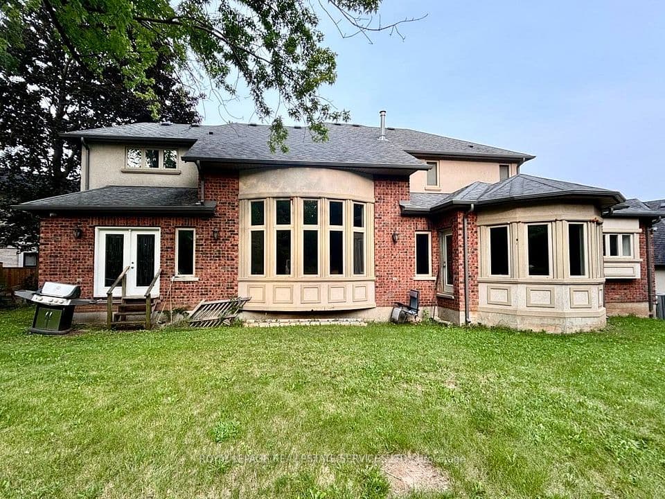 1130 Truman Avenue, Oakville, ON L6H 1Y8 – photo 2