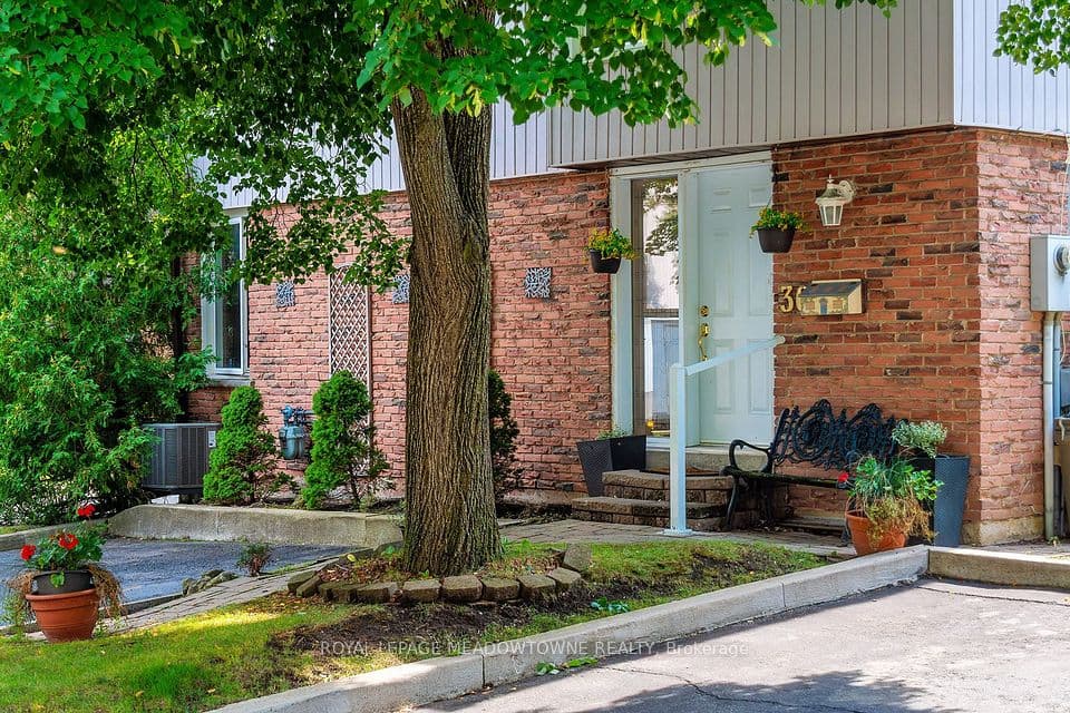 59 Kenninghall Boulevard 30, Mississauga, ON L5N 1J6 – photo 3