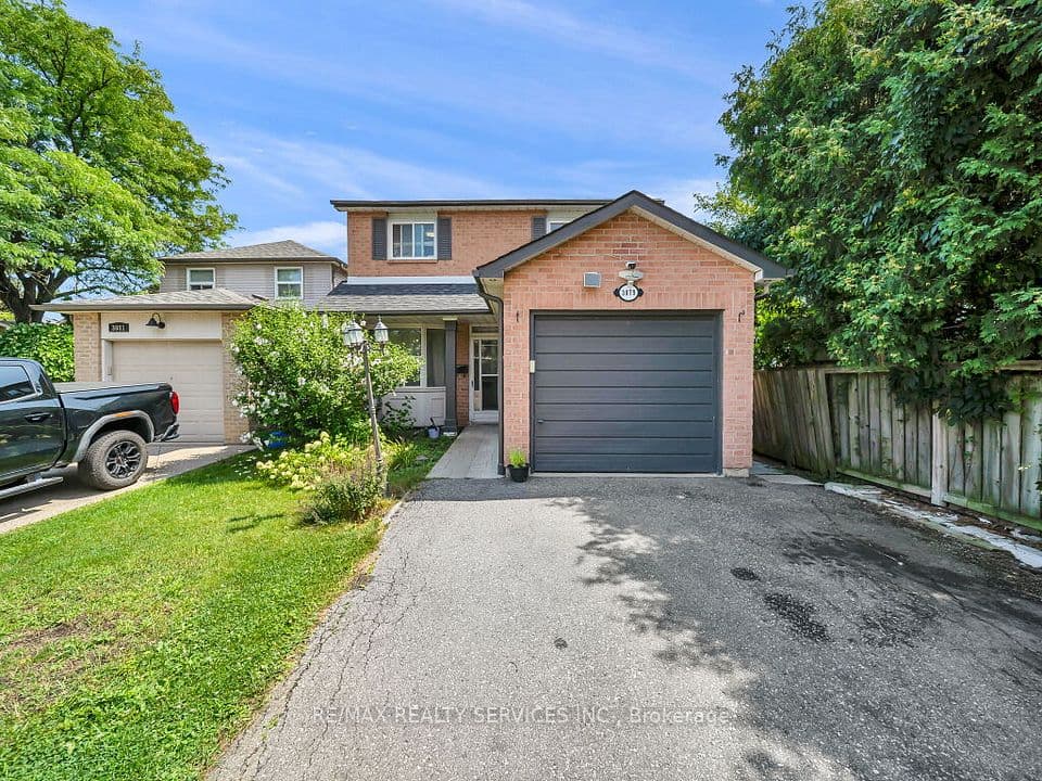 3079 Bartholomew Crescent, Mississauga, ON L5N 3K9 – main photo
