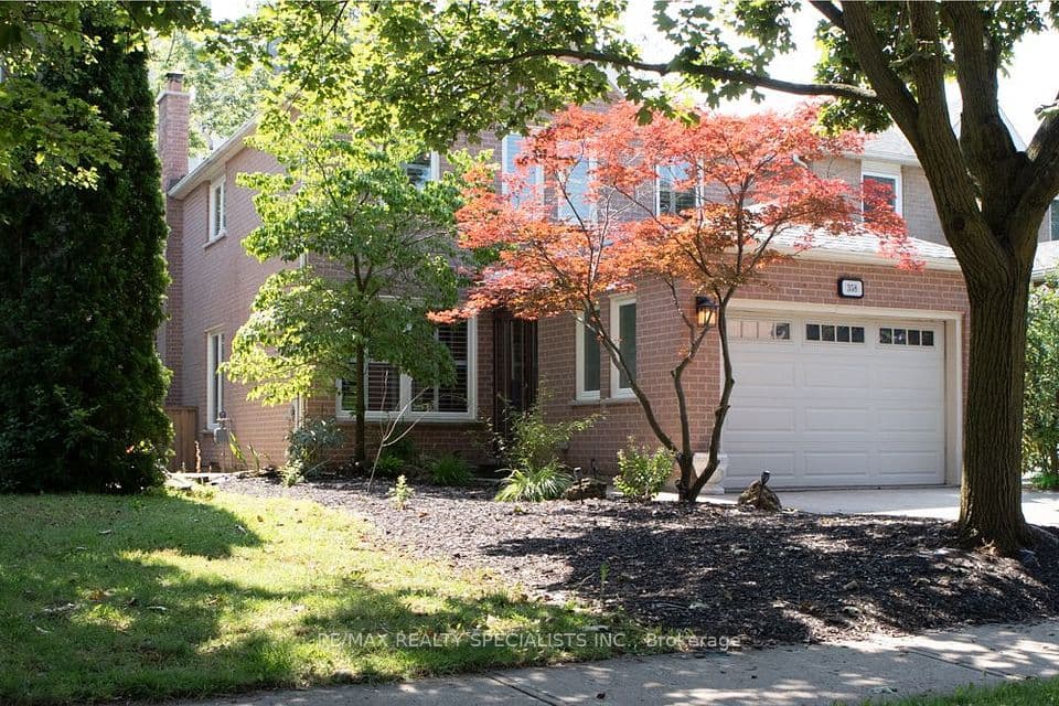358 Erin Street, Oakville, ON L6H 4P9 – main photo