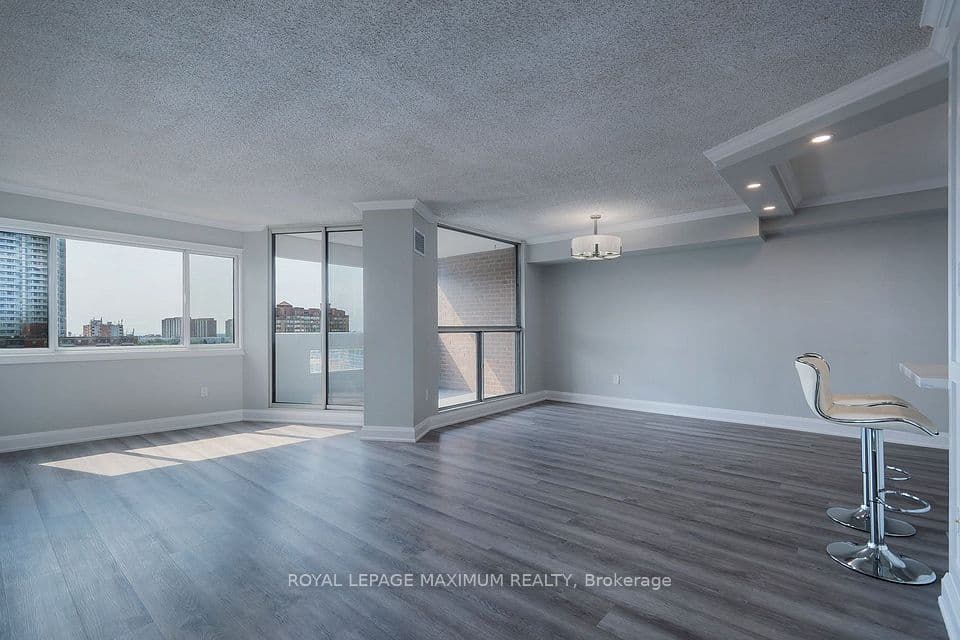 50 Elm Drive E 1205, Mississauga, ON L5A 3X2 – photo 3