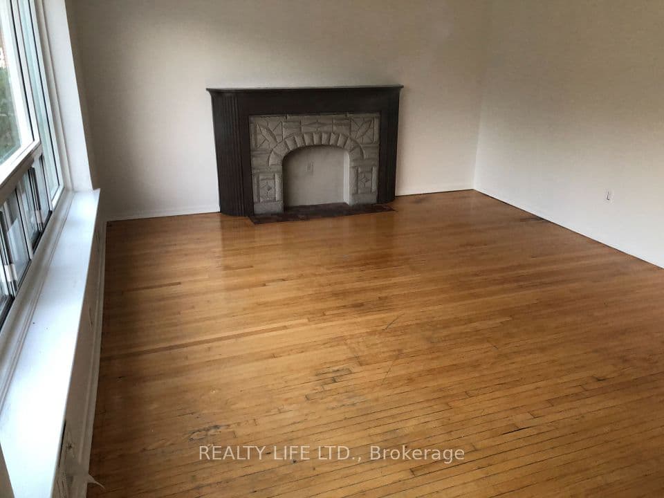 54 Garside Crescent, Toronto, ON M6M 2Z6 – photo 3