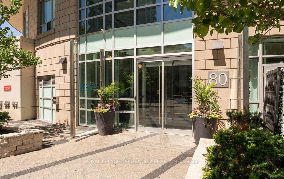 80 Absolute Avenue 406, Mississauga, ON L4Z 0A5 – photo 3