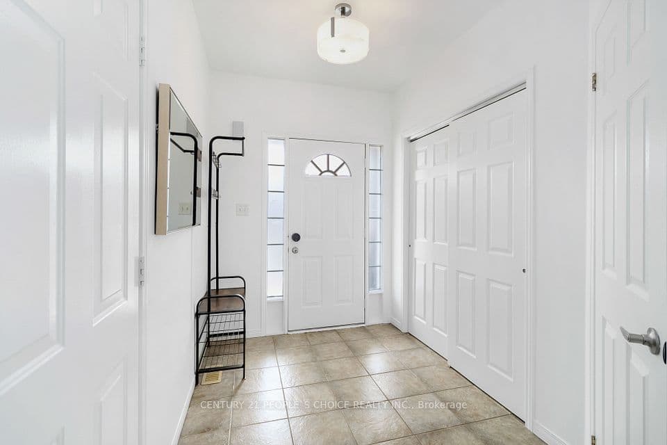 2145 Redstone Crescent, Oakville, ON L6M 5B2 – photo 3