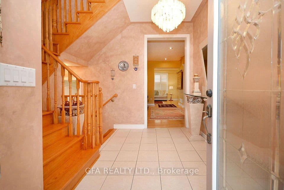 3506 Aquinas Avenue, Mississauga, ON L5M 7L7 – photo 3