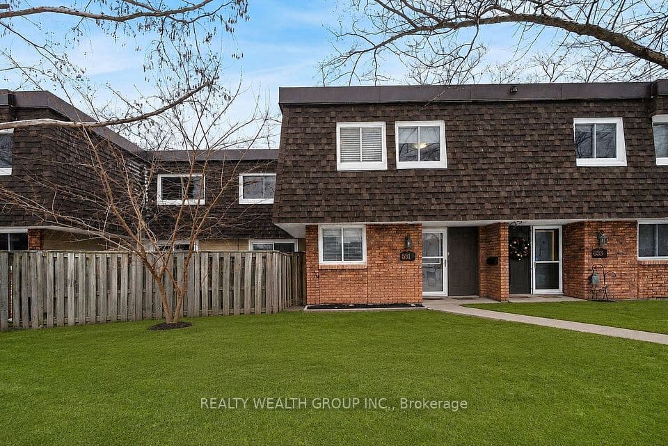 521 Timber Lane 39, Burlington, ON L7L 4B1 – main photo