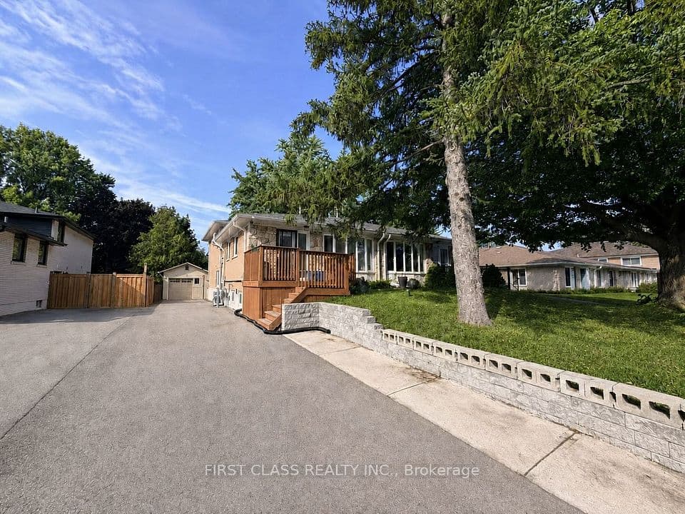1323 Redbank Crescent, Oakville, ON L6H 1Y4 – main photo