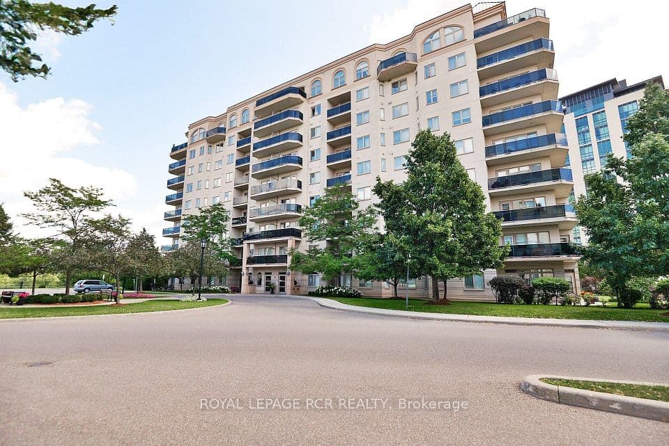 10 S Dayspring Circle S 304, Brampton, ON L6P 1B9 – main photo