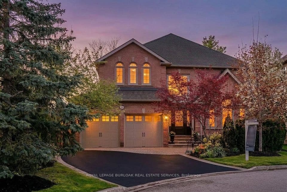 1729 Riverbend Court, Mississauga, ON L5M 5J1 – main photo