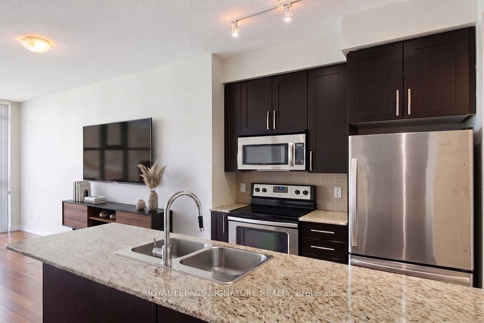 4065 Brickstone Mews 1201, Mississauga, ON L5B 0G3 – photo 2