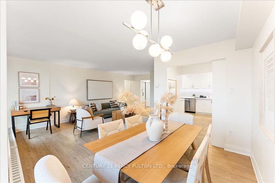 15 London Green Court 705, Toronto, ON M3N 1K4 – main photo