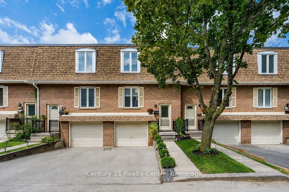 1537 Westminster Place, Burlington, ON L7P 2B4 – main photo
