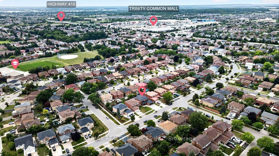 21 Newport Street, Brampton, ON L6S 4N1 – photo 3