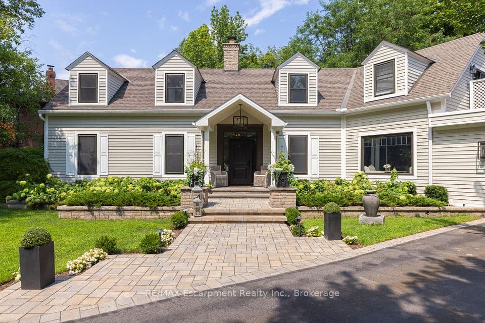 105 WHITTINGTON Place, Oakville, ON L6K 3W1 – photo 2