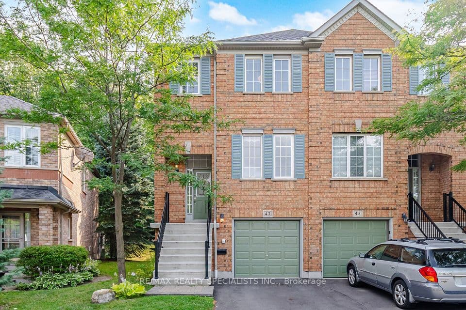 5530 GLEN ERIN Drive 42, Mississauga, ON L5M 6E8 – main photo