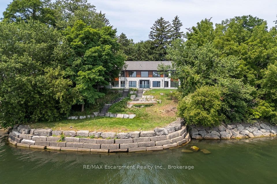 100 Appleby Place, Burlington, ON L7L 2X1 – main photo
