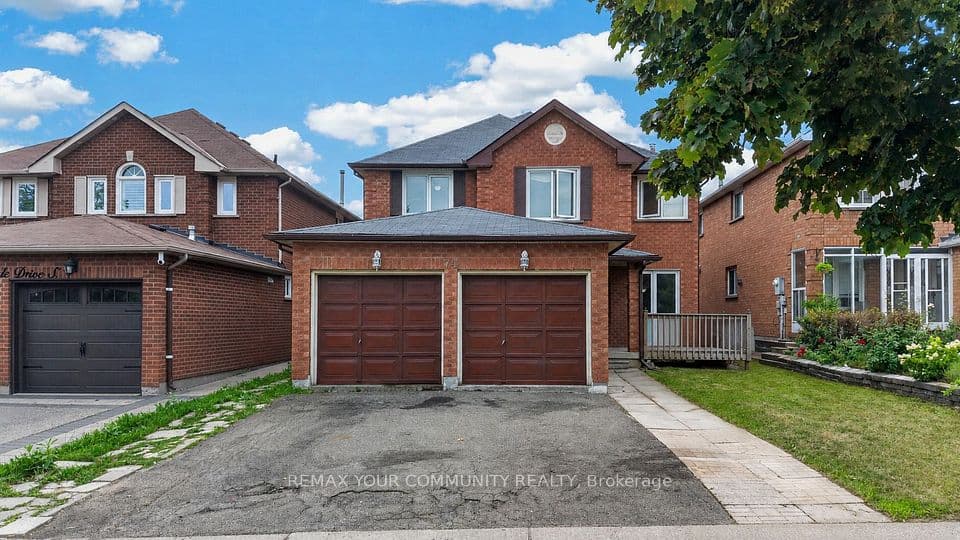 74 Richvale Drive, Brampton, ON L6Z 4K1 – main photo