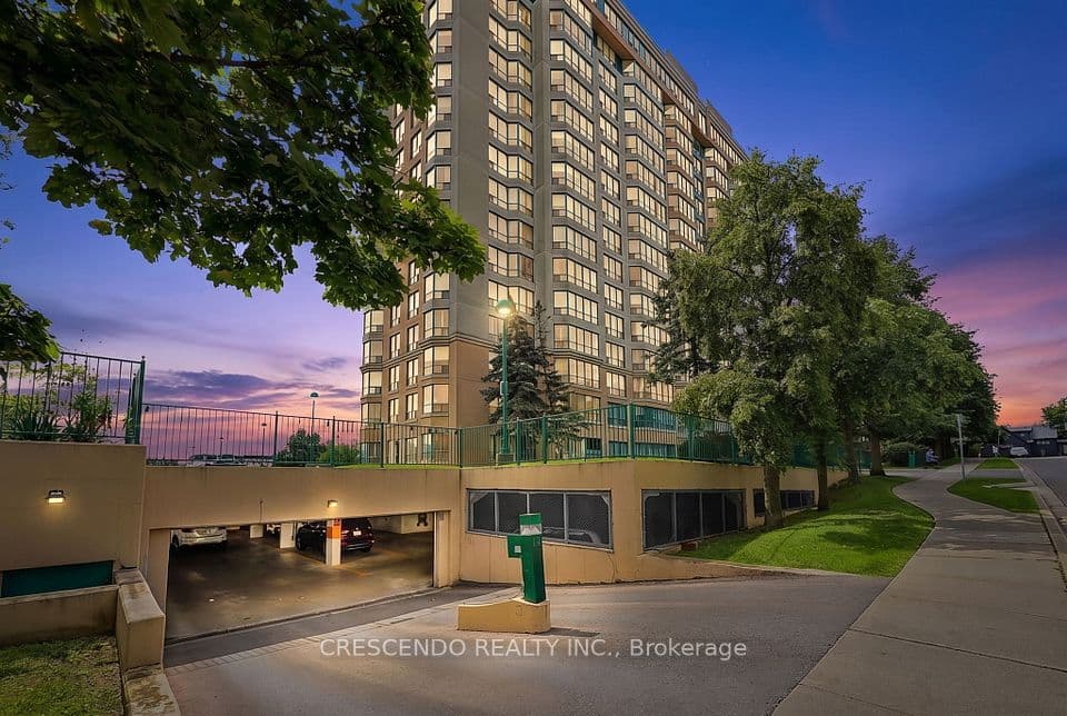 100 Millside Drive 201, Milton, ON L9T 5E2 – main photo