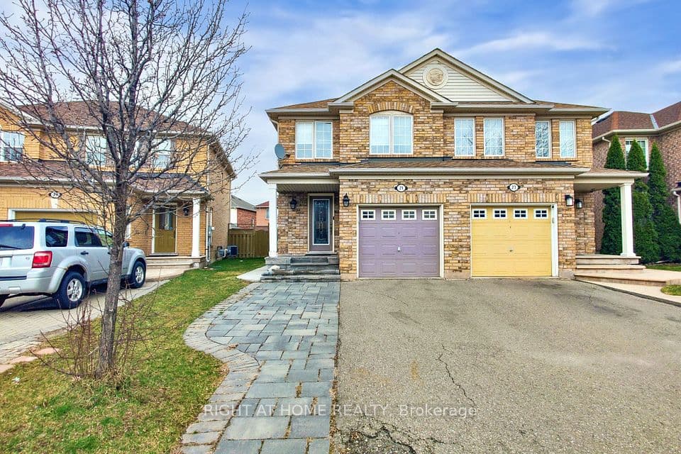 21 Dunlop Court, Brampton, ON L6X 4Z8 – photo 2