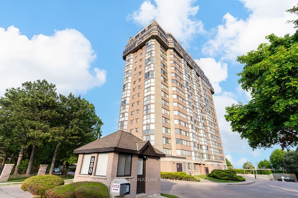880 Dundas Street W 405, Mississauga, ON L5C 4H3 – main photo