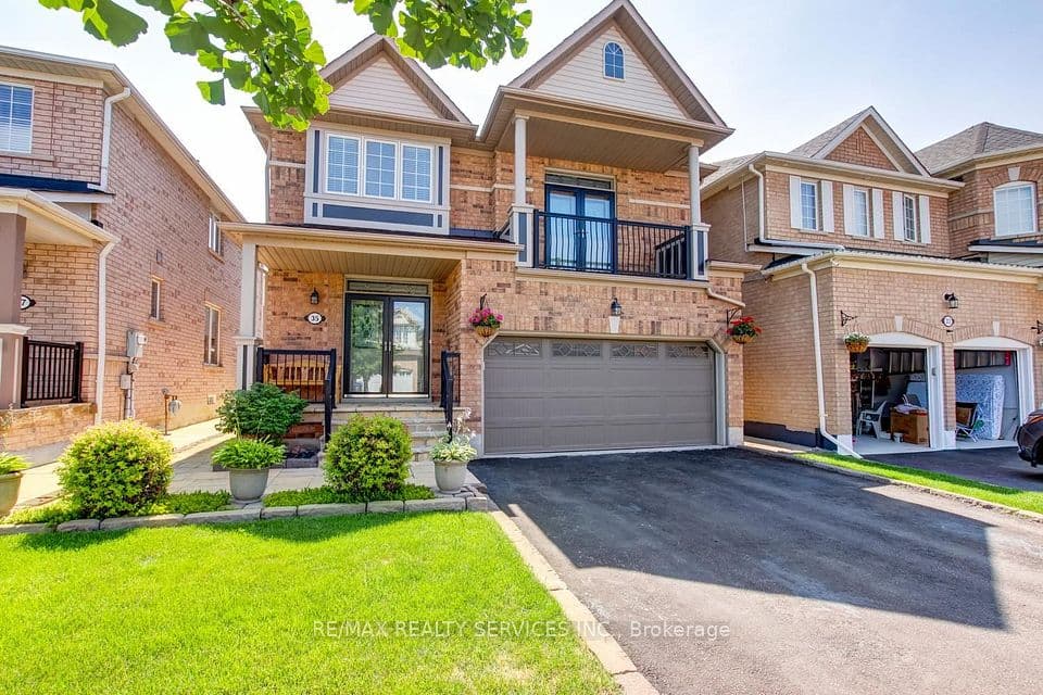 35 Hardgate Crescent, Brampton, ON L7A 3V7 – main photo