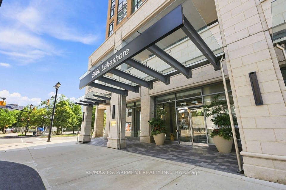 2060 Lakeshore Road 310, Burlington, ON L7R 0G2 – photo 3