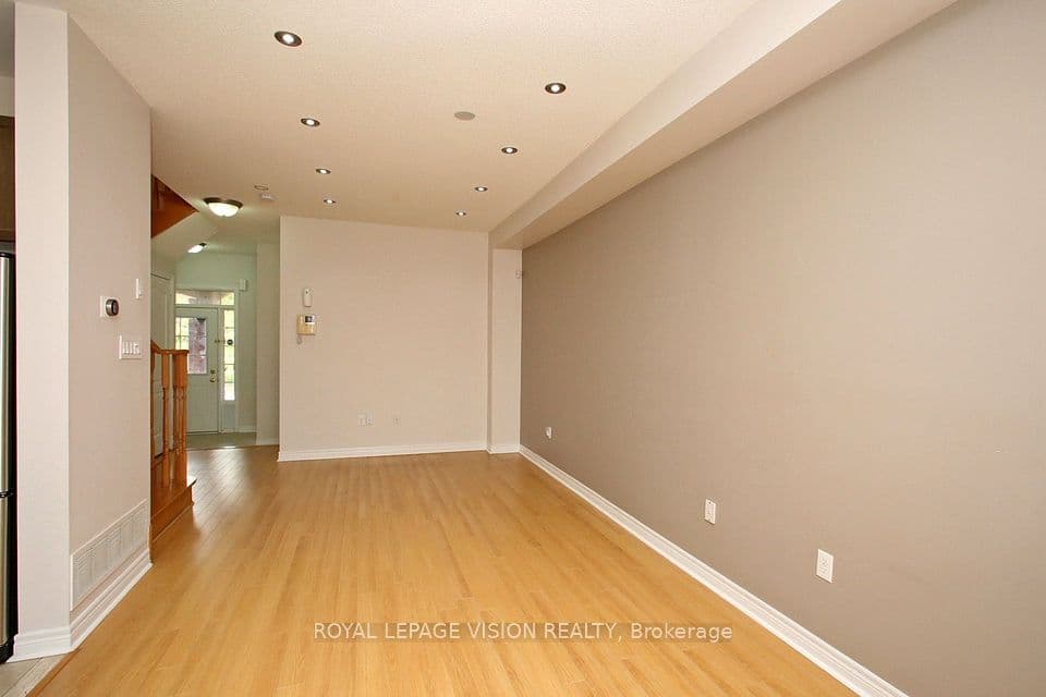 5559 Bonnie Street, Mississauga, ON L5M 0N7 – photo 3