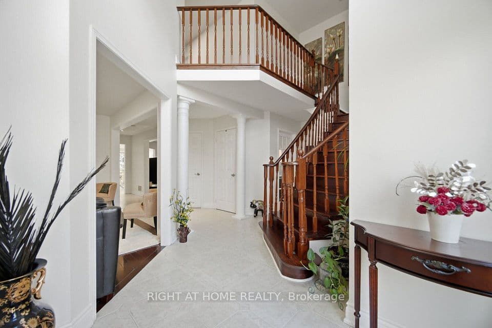 6379 Alderwood Trail, Mississauga, ON L5N 6W9 – photo 3