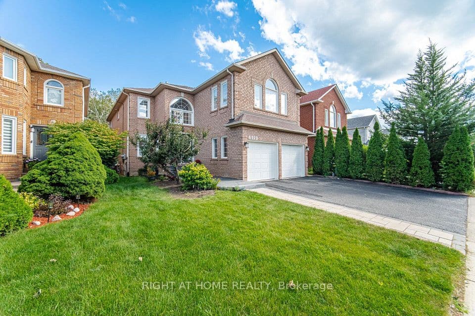 6379 Alderwood Trail, Mississauga, ON L5N 6W9 – main photo