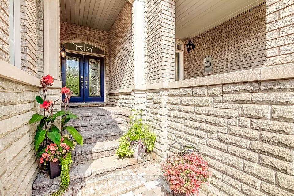 2307 Woodfield Road, Oakville, ON L6H 6Y7 – photo 2