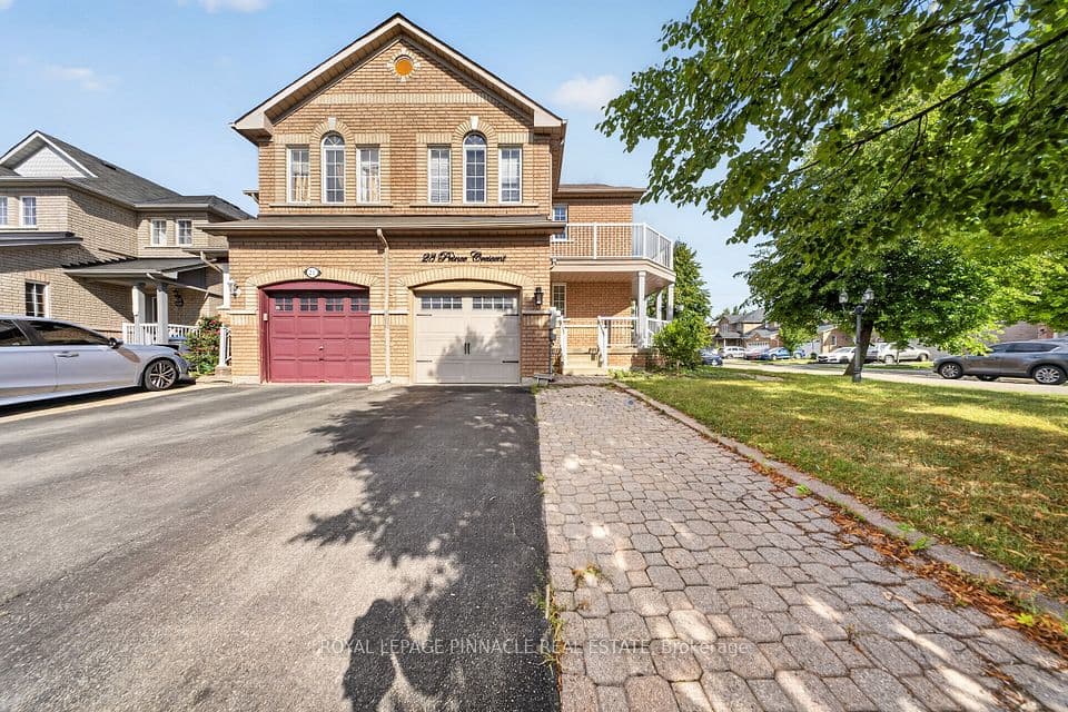 23 Prince Crescent, Brampton, ON L7A 2C9 – photo 2