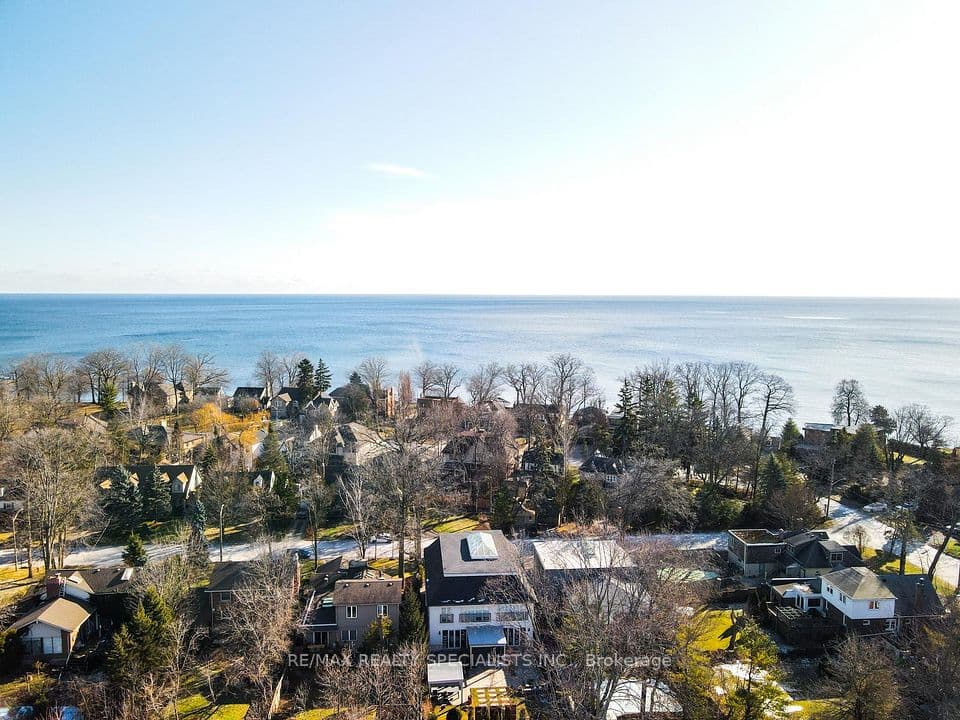6 Brant Avenue, Mississauga, ON L5G 3N8 – photo 3