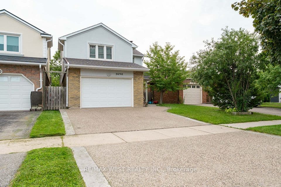 3098 Driftwood Drive, Burlington, ON L7M 1X6 – photo 3