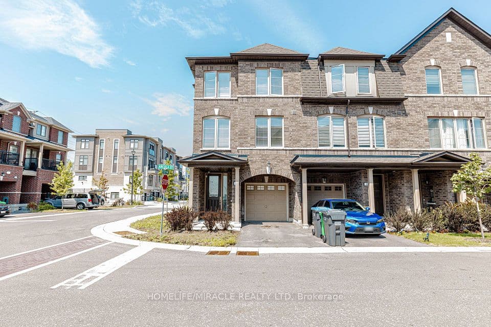 32 Arcola Street, Brampton, ON L6P 4N7 – main photo