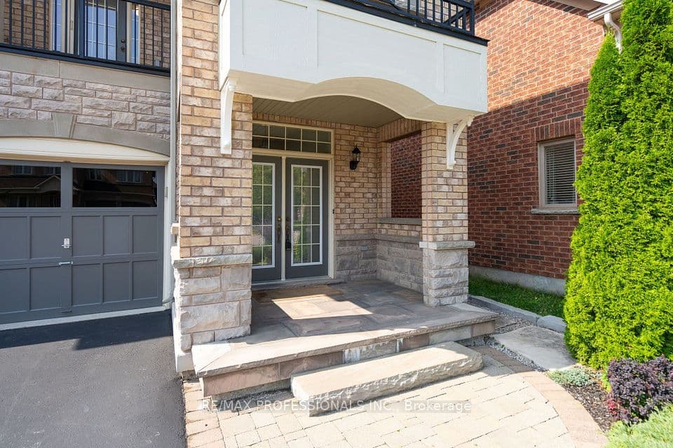 3184 Nixon Gate, Burlington, ON L7M 0C6 – photo 2