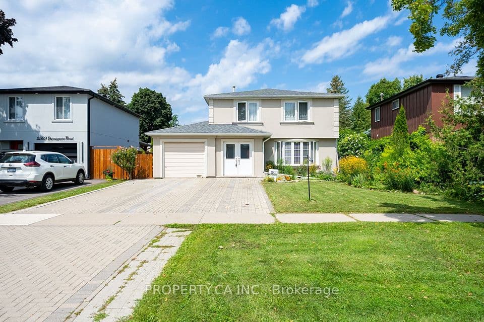 2563 Bromsgrove Road W, Mississauga, ON L5J 1M1 – main photo