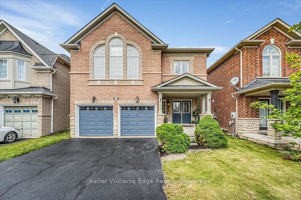 2456 Pathfinder Drive, Burlington, ON L7L 7M3 – photo 2