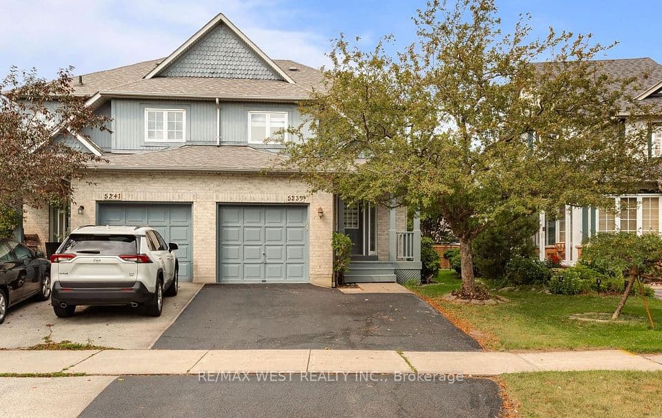 5239 Bushelgrove Circle, Mississauga, ON L5M 6C5 – main photo