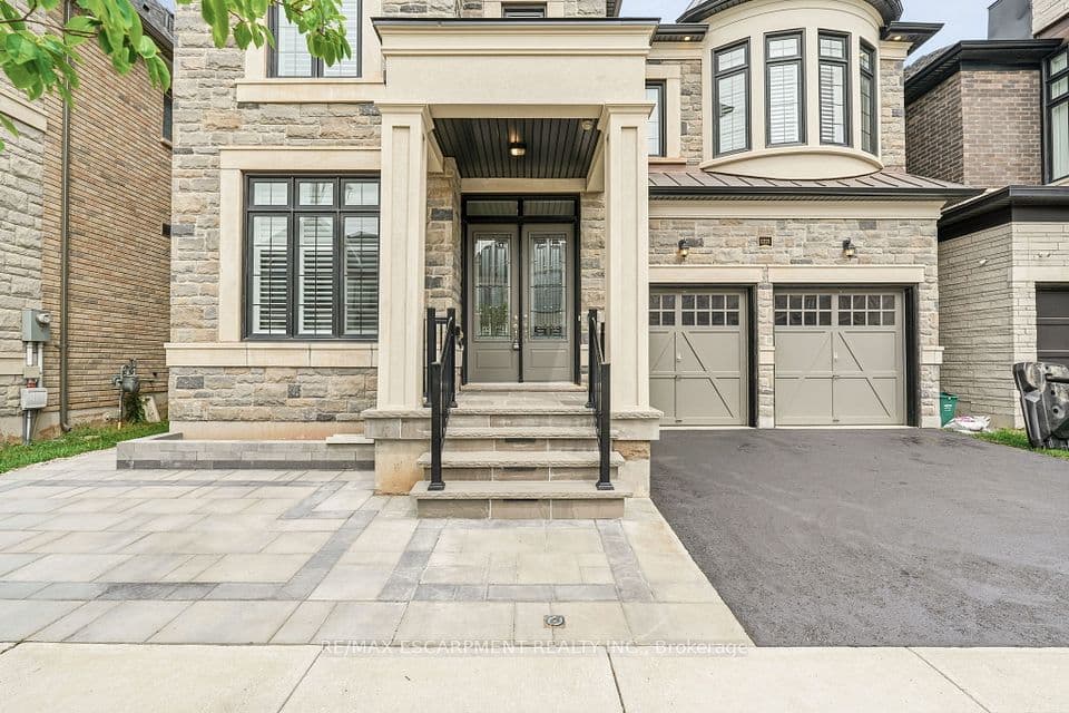 1221 Ironbridge Road, Oakville, ON L6M 5M5 – photo 2