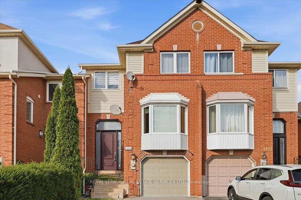 1199 LEEWOOD Drive, Oakville, ON L6M 3B3 – photo 2